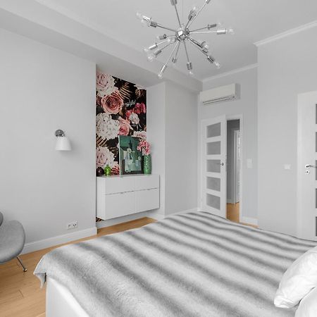Unitapartament Delux Warszawa Centrum Blisko Plac Zbawiciela Hala Koszyki Metro Politechnika Jest To Elegancki I Wygodny Apartament Na Noclegi I Pobyt W Warszawie - Zapraszamy Extérieur photo