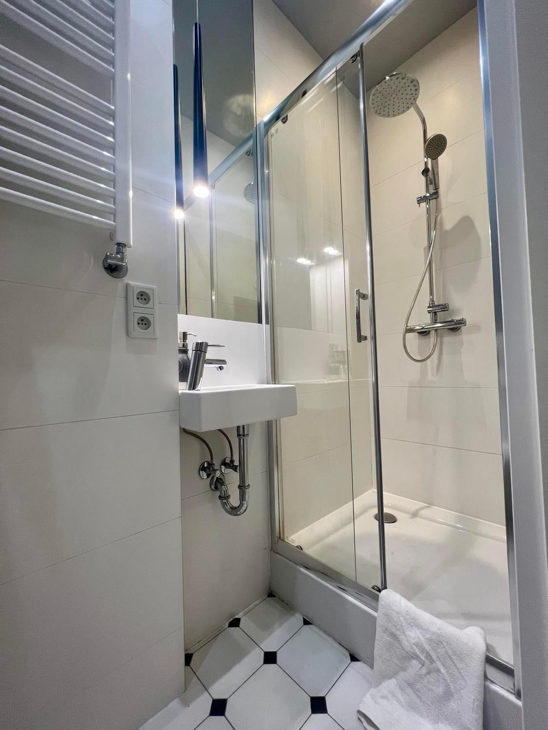 Unitapartament Delux Warszawa Centrum Blisko Plac Zbawiciela Hala Koszyki Metro Politechnika Jest To Elegancki I Wygodny Apartament Na Noclegi I Pobyt W Warszawie - Zapraszamy Extérieur photo